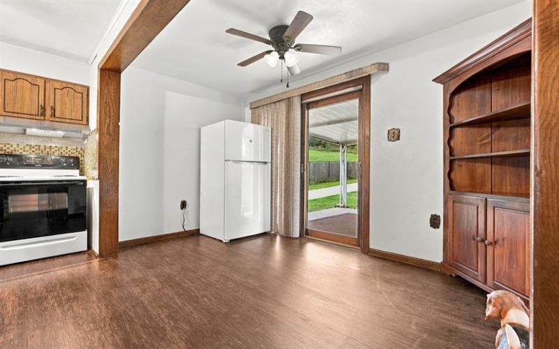 127 Muse Bishop ROAD, Canonsburg, 15317, 2 Bedroom Bedrooms, 8 Room Rooms,1 BathroomBathrooms,Residential,For Sale,Muse Bishop,1777249