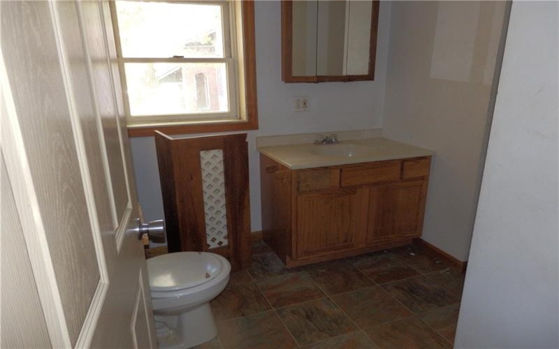 105 Charles St, Hoversville, 15936, 3 Bedroom Bedrooms, ,1.1 BathroomBathrooms,Residential,For Sale,Charles St,1777308