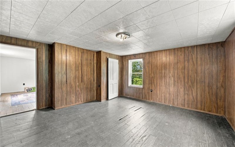 930 Duvall Road, Charleroi, 15022, 3 Bedroom Bedrooms, 6 Room Rooms,1 BathroomBathrooms,Residential,For Sale,Duvall Road,1777212
