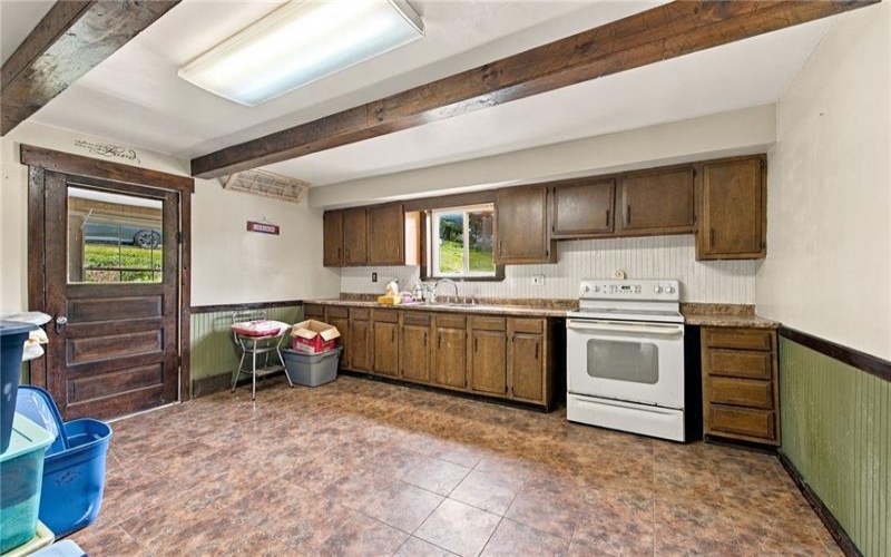 930 Duvall Road, Charleroi, 15022, 3 Bedroom Bedrooms, 6 Room Rooms,1 BathroomBathrooms,Residential,For Sale,Duvall Road,1777212