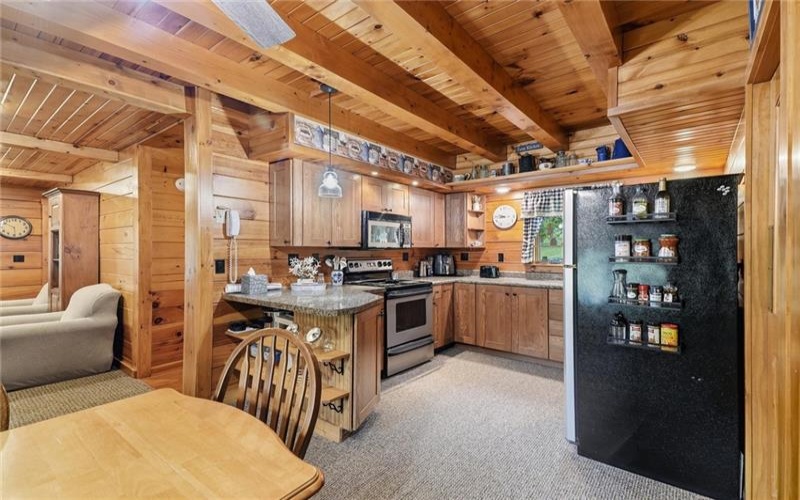 369 Hoover Works Road, McClellandtown, 15458, 4 Bedroom Bedrooms, 6 Room Rooms,1.1 BathroomBathrooms,Residential,For Sale,Hoover Works Road,1777336