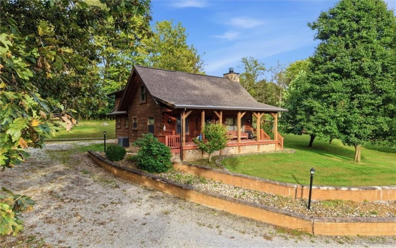 369 Hoover Works Road, McClellandtown, 15458, 4 Bedroom Bedrooms, 6 Room Rooms,1.1 BathroomBathrooms,Residential,For Sale,Hoover Works Road,1777336