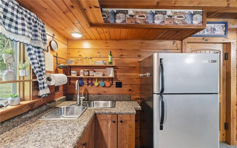 369 Hoover Works Road, McClellandtown, 15458, 4 Bedroom Bedrooms, 6 Room Rooms,1.1 BathroomBathrooms,Residential,For Sale,Hoover Works Road,1777336