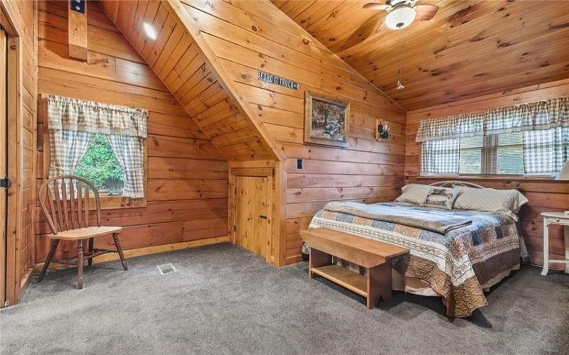 369 Hoover Works Road, McClellandtown, 15458, 4 Bedroom Bedrooms, 6 Room Rooms,1.1 BathroomBathrooms,Residential,For Sale,Hoover Works Road,1777336