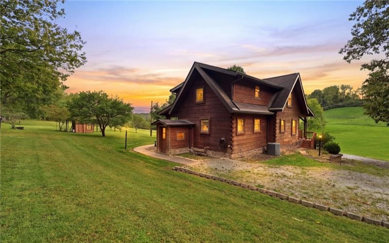 369 Hoover Works Road, McClellandtown, 15458, 4 Bedroom Bedrooms, 6 Room Rooms,1.1 BathroomBathrooms,Residential,For Sale,Hoover Works Road,1777336