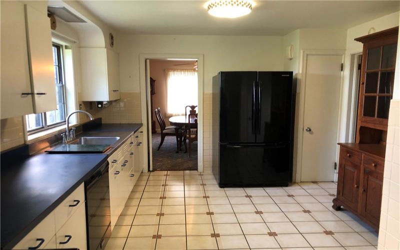 51 LINDEN PL, Uniontown, 15401, 3 Bedroom Bedrooms, 13 Room Rooms,3 BathroomBathrooms,Residential,For Sale,LINDEN PL,1773289