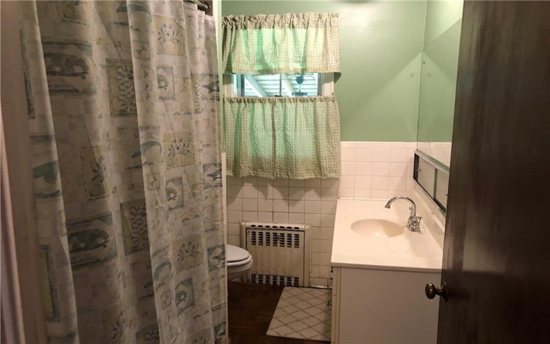 51 LINDEN PL, Uniontown, 15401, 3 Bedroom Bedrooms, 13 Room Rooms,3 BathroomBathrooms,Residential,For Sale,LINDEN PL,1773289