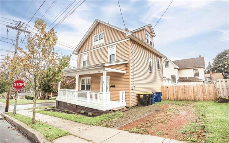 221 Julian St, Ebensburg, 15931, 3 Bedroom Bedrooms, ,1.1 BathroomBathrooms,Residential,For Sale,Julian St,1776972