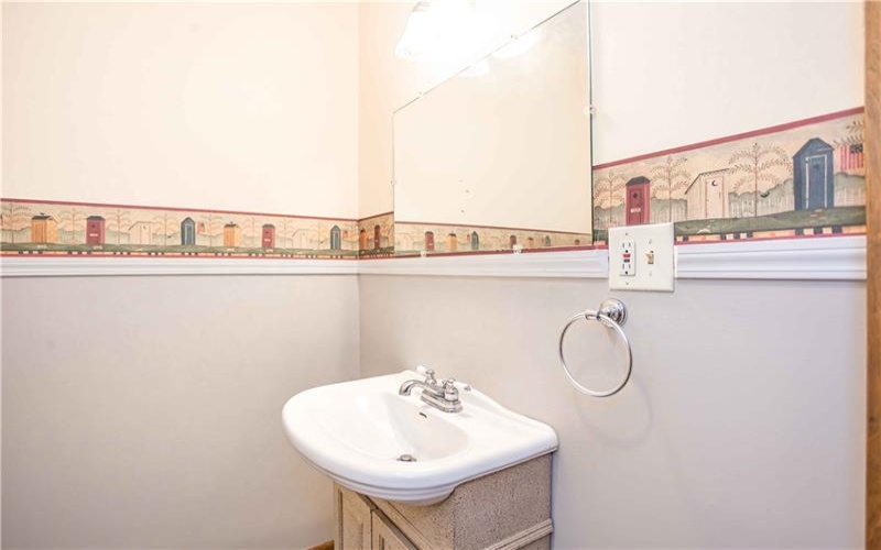 221 Julian St, Ebensburg, 15931, 3 Bedroom Bedrooms, ,1.1 BathroomBathrooms,Residential,For Sale,Julian St,1776972