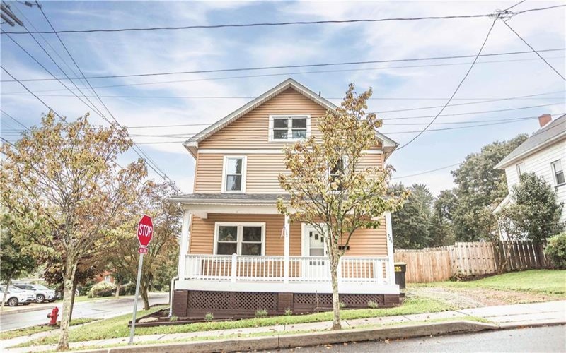 221 Julian St, Ebensburg, 15931, 3 Bedroom Bedrooms, ,1.1 BathroomBathrooms,Residential,For Sale,Julian St,1776972