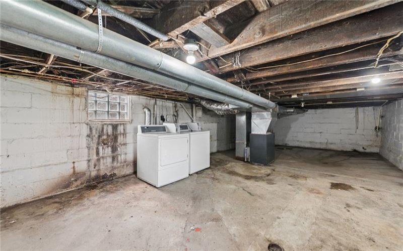 1008 FALLOWFIELD AVE, CHARLEROI, 15022, 2 Bedroom Bedrooms, ,1.1 BathroomBathrooms,Residential,For Sale,FALLOWFIELD AVE,1777211