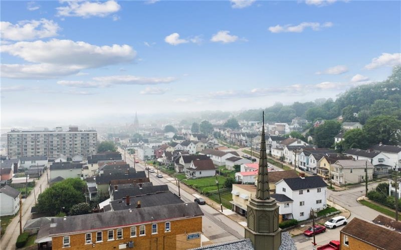 1008 FALLOWFIELD AVE, CHARLEROI, 15022, 2 Bedroom Bedrooms, ,1.1 BathroomBathrooms,Residential,For Sale,FALLOWFIELD AVE,1777211
