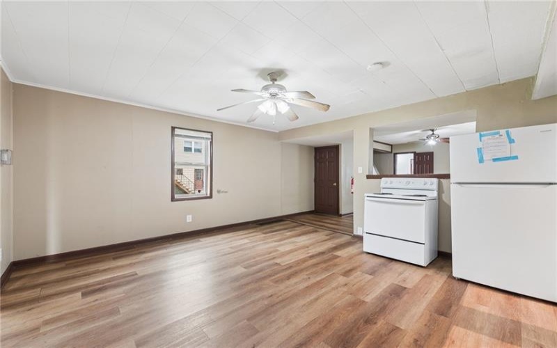 1008 FALLOWFIELD AVE, CHARLEROI, 15022, 2 Bedroom Bedrooms, ,1.1 BathroomBathrooms,Residential,For Sale,FALLOWFIELD AVE,1777211