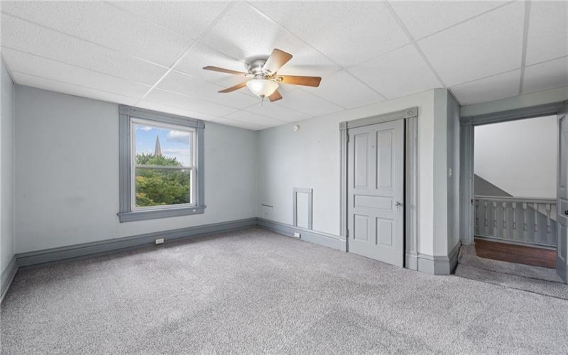 718 LOOKOUT AVE, CHARLEROI, 15022, 2 Bedroom Bedrooms, ,1 BathroomBathrooms,Residential,For Sale,LOOKOUT AVE,1777214