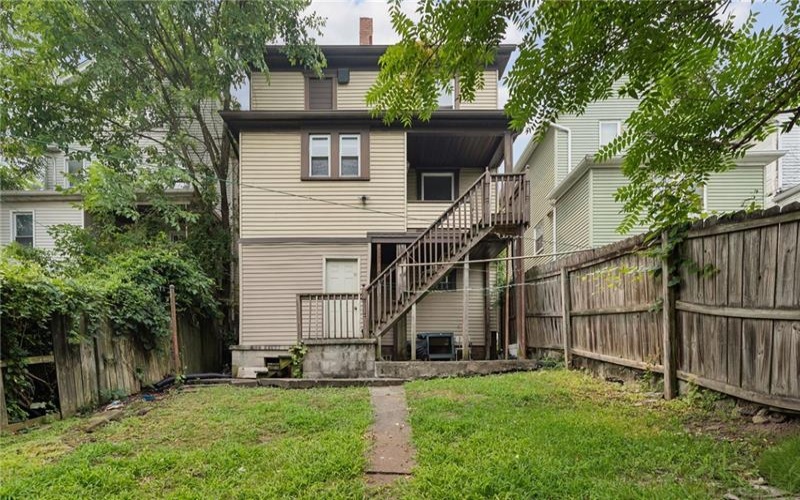 718 LOOKOUT AVE, CHARLEROI, 15022, 2 Bedroom Bedrooms, ,1 BathroomBathrooms,Residential,For Sale,LOOKOUT AVE,1777214