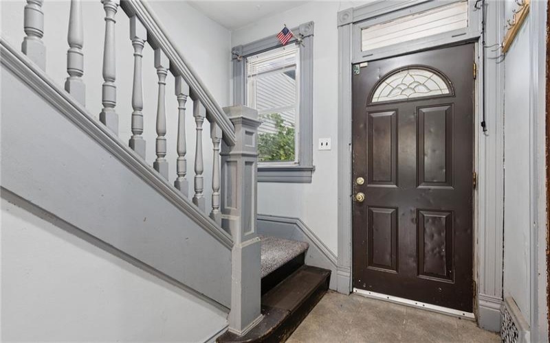 718 LOOKOUT AVE, CHARLEROI, 15022, 2 Bedroom Bedrooms, ,1 BathroomBathrooms,Residential,For Sale,LOOKOUT AVE,1777214