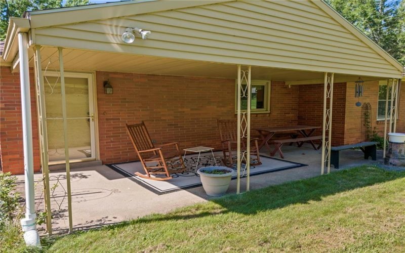 70 FAIRMONT AVENUE, Washington, 15301, 3 Bedroom Bedrooms, ,1.1 BathroomBathrooms,Residential,For Sale,FAIRMONT AVENUE,1777339