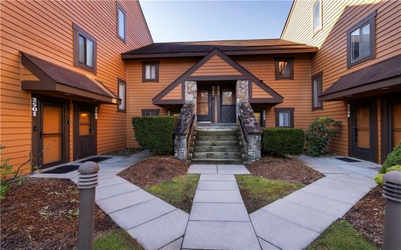 2504 Swiss Mountain Drive, 15622, 15622, 2 Bedroom Bedrooms, 6 Room Rooms,2 BathroomBathrooms,Residential,For Sale,Swiss Mountain Drive,1777342