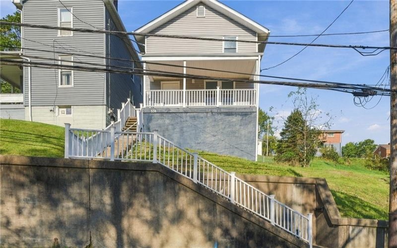 534 Central Ave, Canonsburg, 15317, 3 Bedroom Bedrooms, 7 Room Rooms,1.1 BathroomBathrooms,Residential,For Sale,Central Ave,1777380