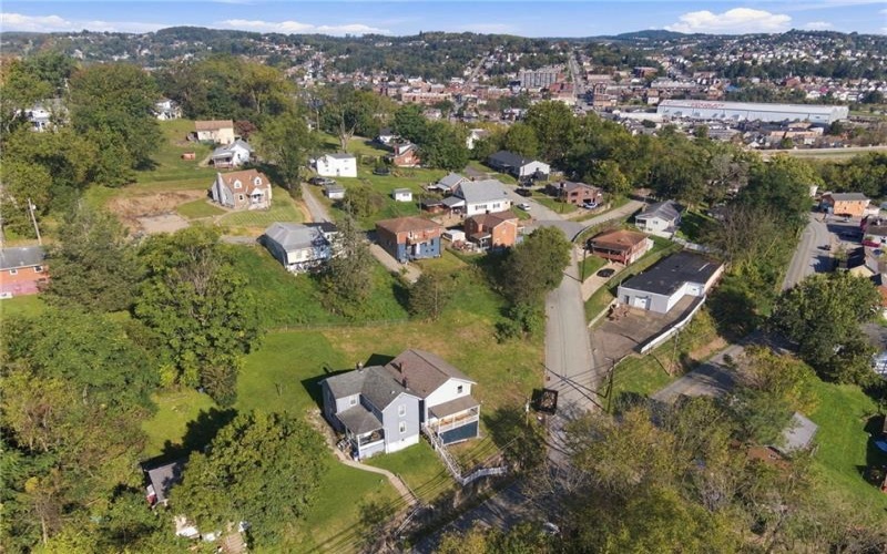 534 Central Ave, Canonsburg, 15317, 3 Bedroom Bedrooms, 7 Room Rooms,1.1 BathroomBathrooms,Residential,For Sale,Central Ave,1777380