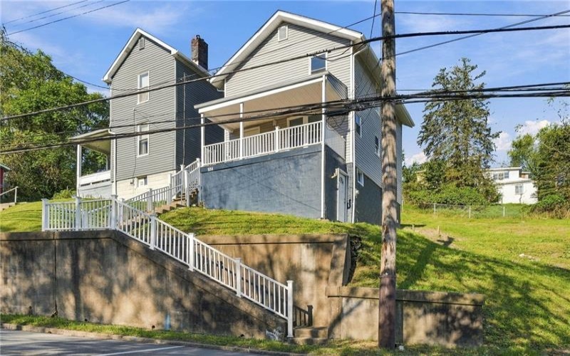 534 Central Ave, Canonsburg, 15317, 3 Bedroom Bedrooms, 7 Room Rooms,1.1 BathroomBathrooms,Residential,For Sale,Central Ave,1777380