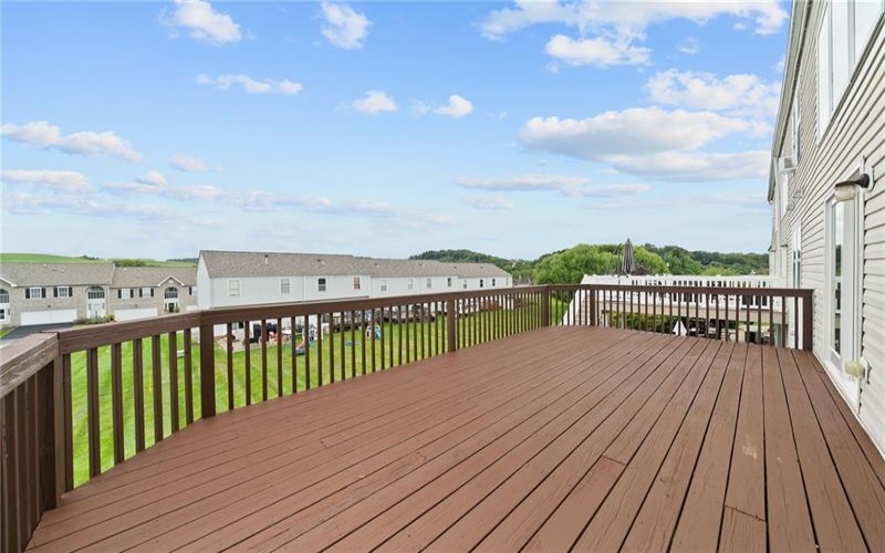 1136 Arrowhead Dr, Washington, 15301, 3 Bedroom Bedrooms, 7 Room Rooms,2.1 BathroomBathrooms,Residential,For Sale,Arrowhead Dr,1777392