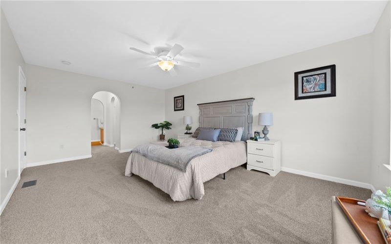 1136 Arrowhead Dr, Washington, 15301, 3 Bedroom Bedrooms, 7 Room Rooms,2.1 BathroomBathrooms,Residential,For Sale,Arrowhead Dr,1777392