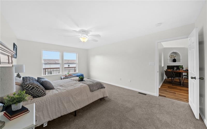 1136 Arrowhead Dr, Washington, 15301, 3 Bedroom Bedrooms, 7 Room Rooms,2.1 BathroomBathrooms,Residential,For Sale,Arrowhead Dr,1777392