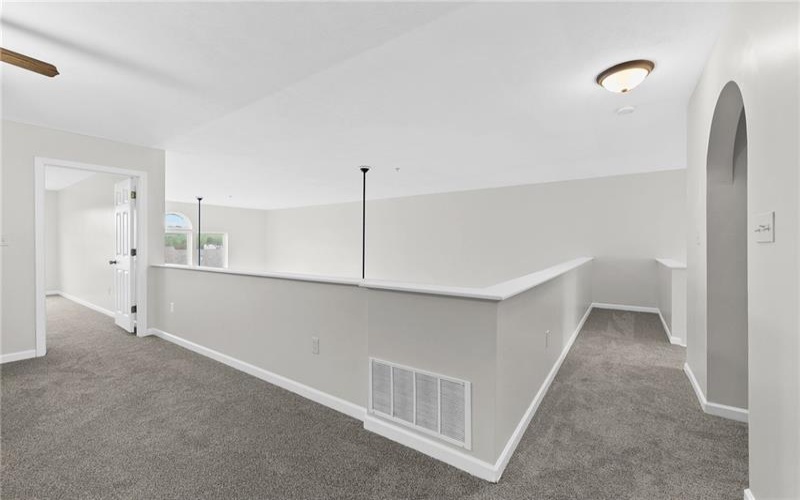 1136 Arrowhead Dr, Washington, 15301, 3 Bedroom Bedrooms, 7 Room Rooms,2.1 BathroomBathrooms,Residential,For Sale,Arrowhead Dr,1777392