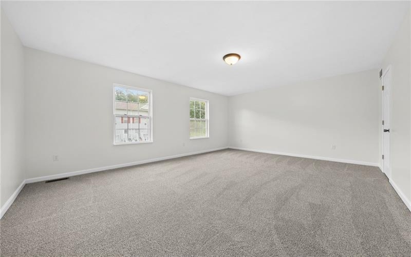 1136 Arrowhead Dr, Washington, 15301, 3 Bedroom Bedrooms, 7 Room Rooms,2.1 BathroomBathrooms,Residential,For Sale,Arrowhead Dr,1777392
