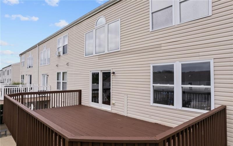 1136 Arrowhead Dr, Washington, 15301, 3 Bedroom Bedrooms, 7 Room Rooms,2.1 BathroomBathrooms,Residential,For Sale,Arrowhead Dr,1777392