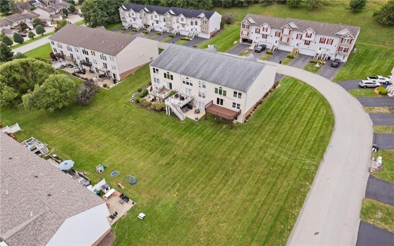 1136 Arrowhead Dr, Washington, 15301, 3 Bedroom Bedrooms, 7 Room Rooms,2.1 BathroomBathrooms,Residential,For Sale,Arrowhead Dr,1777392