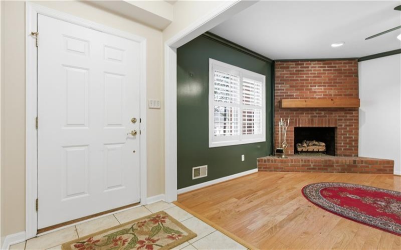 107 Boxwood Ct, Canonsburg, 15317, 2 Bedroom Bedrooms, 8 Room Rooms,2.1 BathroomBathrooms,Residential,For Sale,Boxwood Ct,1777393