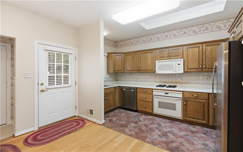 107 Boxwood Ct, Canonsburg, 15317, 2 Bedroom Bedrooms, 8 Room Rooms,2.1 BathroomBathrooms,Residential,For Sale,Boxwood Ct,1777393
