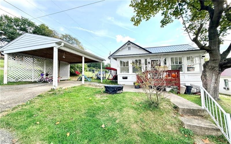 790 Bowlby St, Waynesburg, 15370, 2 Bedroom Bedrooms, ,1 BathroomBathrooms,Residential,For Sale,Bowlby St,1777416
