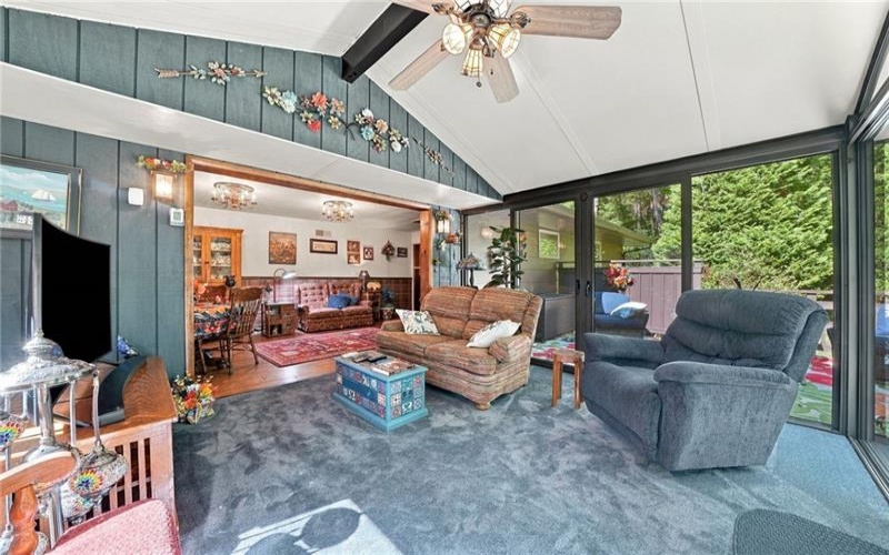 1450 Breakneck Road, 15425, 15425, 3 Bedroom Bedrooms, 11 Room Rooms,2.1 BathroomBathrooms,Residential,For Sale,Breakneck Road,1777477