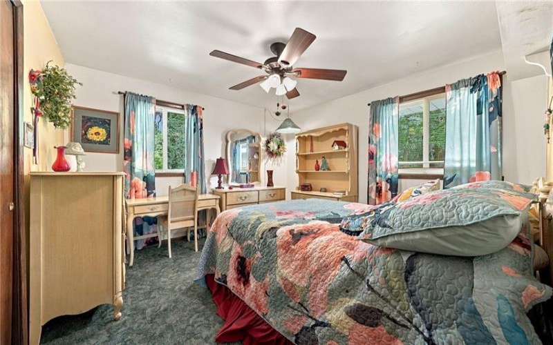 1450 Breakneck Road, 15425, 15425, 3 Bedroom Bedrooms, 11 Room Rooms,2.1 BathroomBathrooms,Residential,For Sale,Breakneck Road,1777477
