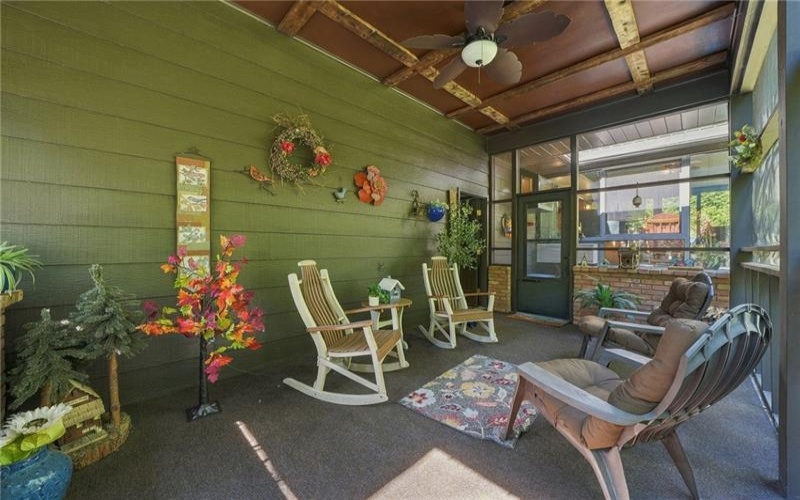 1450 Breakneck Road, 15425, 15425, 3 Bedroom Bedrooms, 11 Room Rooms,2.1 BathroomBathrooms,Residential,For Sale,Breakneck Road,1777477