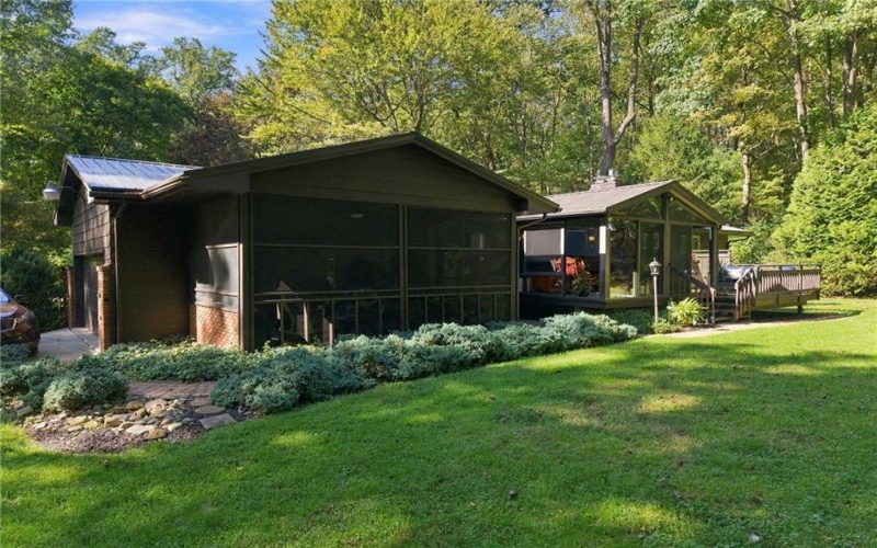 1450 Breakneck Road, 15425, 15425, 3 Bedroom Bedrooms, 11 Room Rooms,2.1 BathroomBathrooms,Residential,For Sale,Breakneck Road,1777477