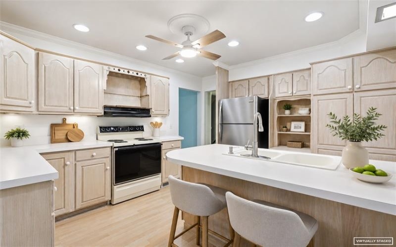 110 Cooper Rd, Venetia, 15367, 3 Bedroom Bedrooms, 8 Room Rooms,2 BathroomBathrooms,Residential,For Sale,Cooper Rd,1772435