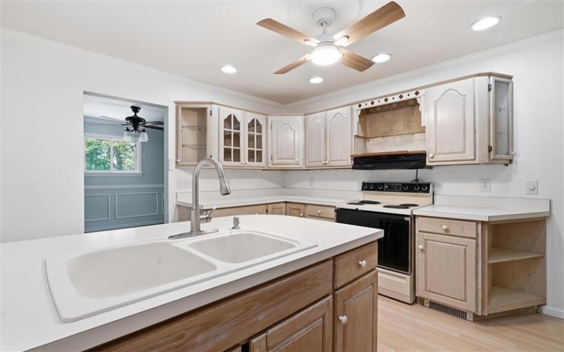 110 Cooper Rd, Venetia, 15367, 3 Bedroom Bedrooms, 8 Room Rooms,2 BathroomBathrooms,Residential,For Sale,Cooper Rd,1772435
