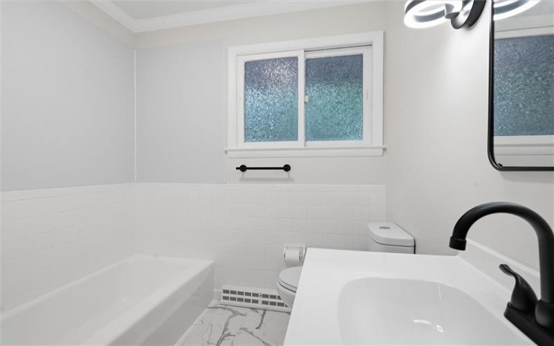110 Cooper Rd, Venetia, 15367, 3 Bedroom Bedrooms, 8 Room Rooms,2 BathroomBathrooms,Residential,For Sale,Cooper Rd,1772435