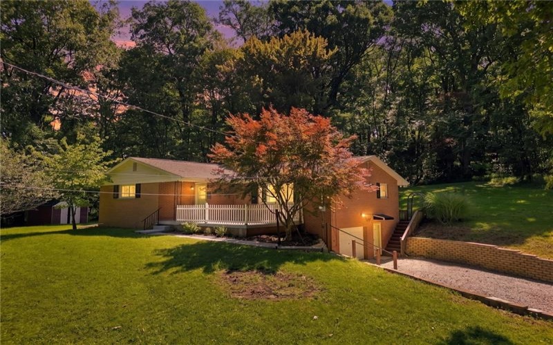 110 Cooper Rd, Venetia, 15367, 3 Bedroom Bedrooms, 8 Room Rooms,2 BathroomBathrooms,Residential,For Sale,Cooper Rd,1772435