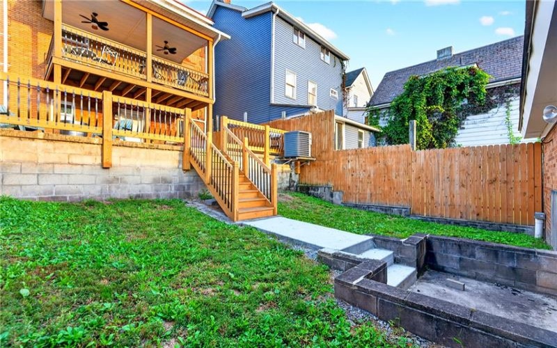 100 Thompson Ave, Donora, 15033, 4 Bedroom Bedrooms, 11 Room Rooms,2.1 BathroomBathrooms,Residential,For Sale,Thompson Ave,1776791