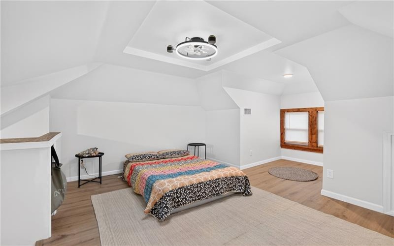 100 Thompson Ave, Donora, 15033, 4 Bedroom Bedrooms, 11 Room Rooms,2.1 BathroomBathrooms,Residential,For Sale,Thompson Ave,1776791