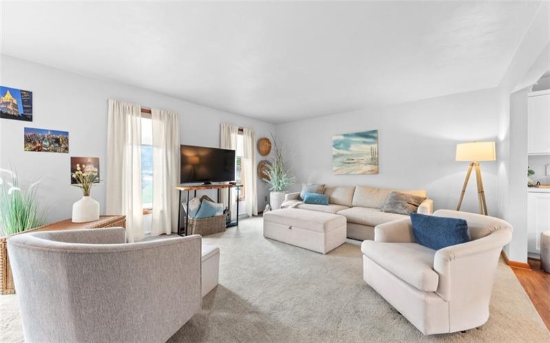 1 Anderson Ave, Dunbar, 15431, 2 Bedroom Bedrooms, 9 Room Rooms,2 BathroomBathrooms,Residential,For Sale,Anderson Ave,1777097