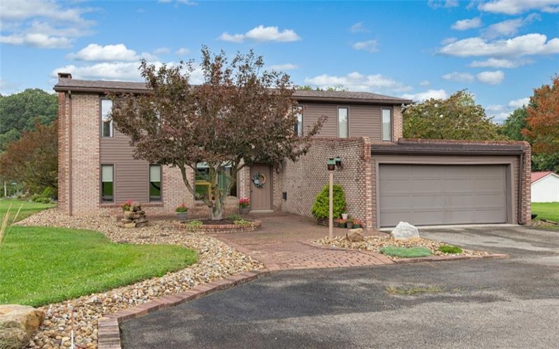 1 Anderson Ave, Dunbar, 15431, 2 Bedroom Bedrooms, 9 Room Rooms,2 BathroomBathrooms,Residential,For Sale,Anderson Ave,1777097