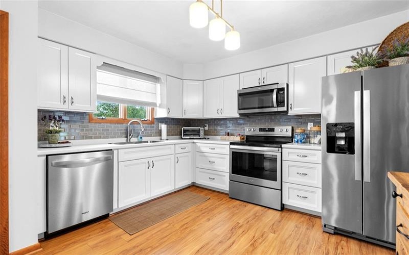 1 Anderson Ave, Dunbar, 15431, 2 Bedroom Bedrooms, 9 Room Rooms,2 BathroomBathrooms,Residential,For Sale,Anderson Ave,1777097