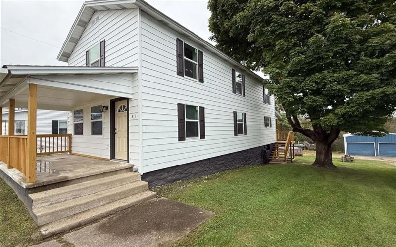 411 EAST AVE, Allison, 15413, 3 Bedroom Bedrooms, 7 Room Rooms,2 BathroomBathrooms,Residential,For Sale,EAST AVE,1777132