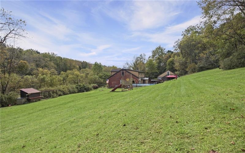 455 Rural Valley Rd, Claysville, 15323, 5 Bedroom Bedrooms, 12 Room Rooms,3.1 BathroomBathrooms,Residential,For Sale,Rural Valley Rd,1777329